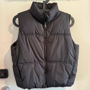 Zara Black Puffer Vest size 8/9